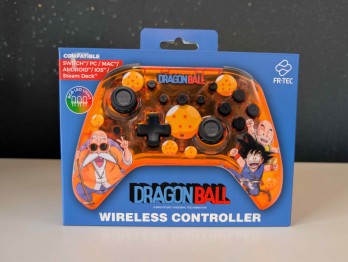 dragon-ball-wireless-controller-blade-la-manette-qui-fait-monter-le-ki-contenu.jpg